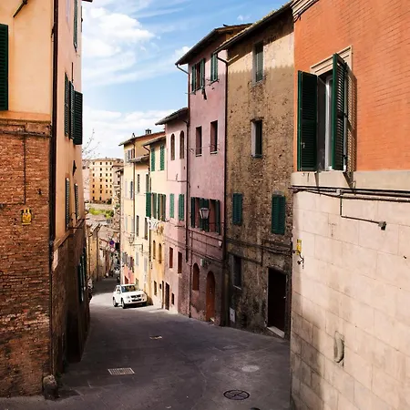 Cozy In The Heart Of Διαμέρισμα